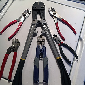monkey neck collar cutting tools